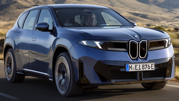 BMW-iX3-50-xDrive-26-rv.jpg